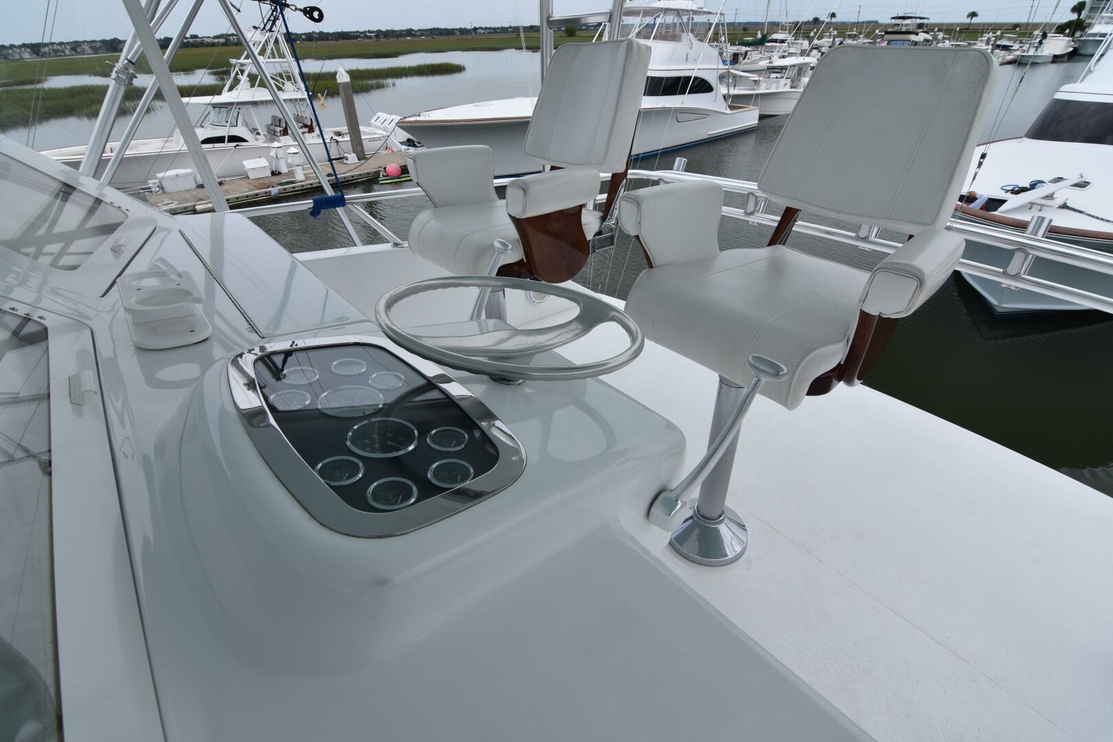 1999 Viking 58 Convertible - Image 34