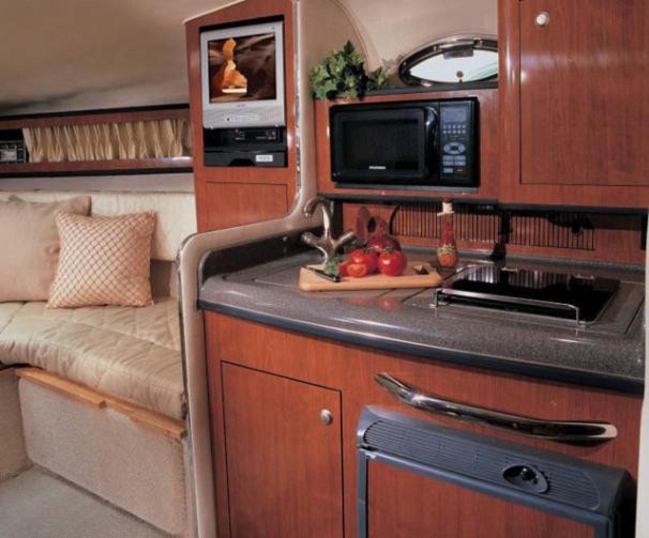 2006 Sea Ray 280 Sundancer - Image 6