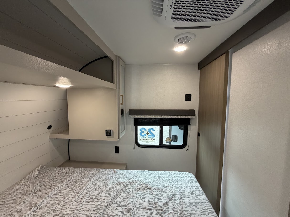 2027 Jayco Jay Flight SLX 261BHS - Image 52