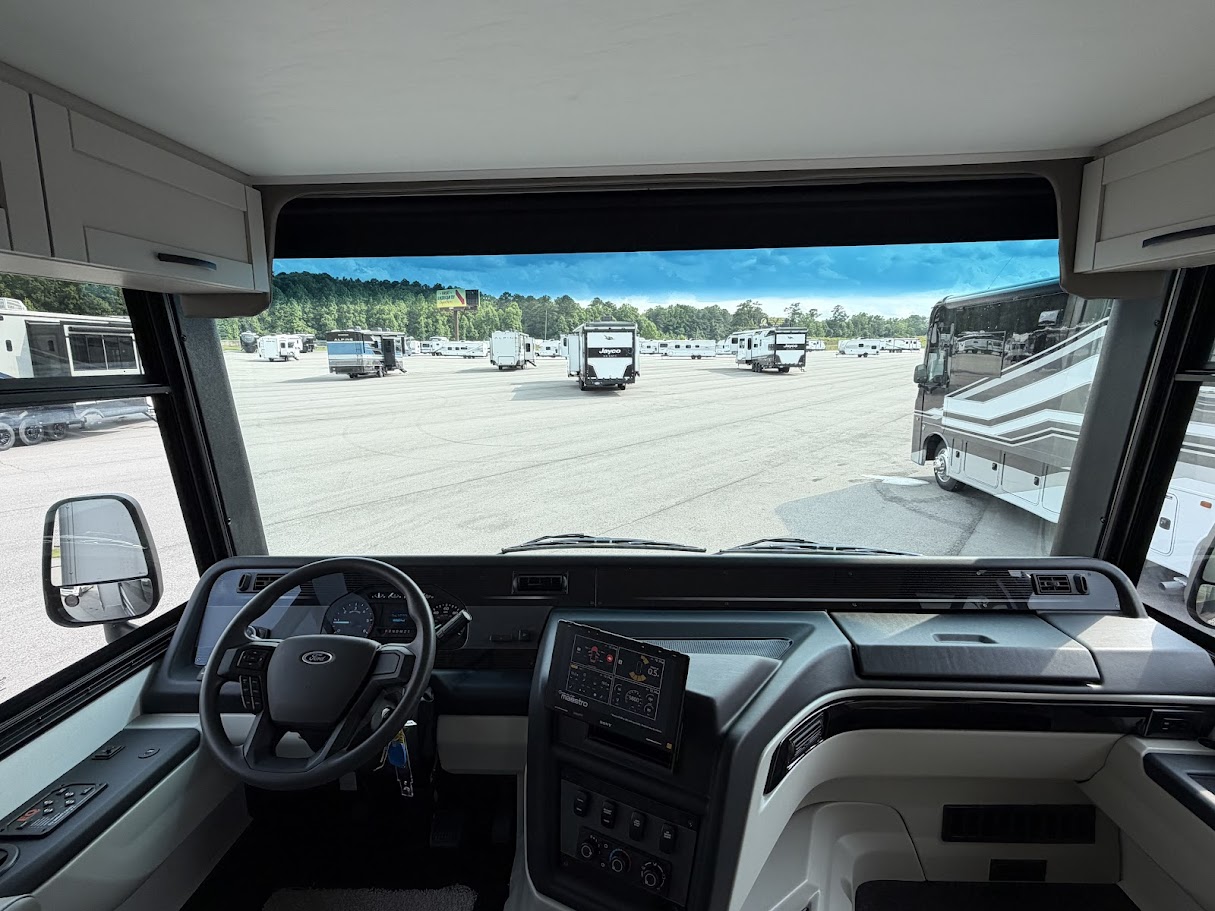 2027 JAYCO PRECEPT 31UL - Image 15