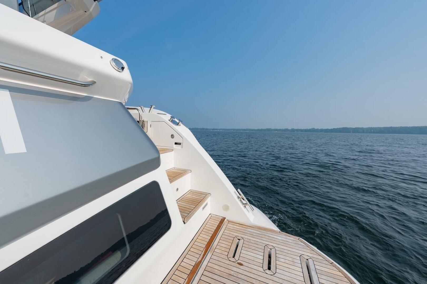 2023 Azimut Fly 53 - Image 46