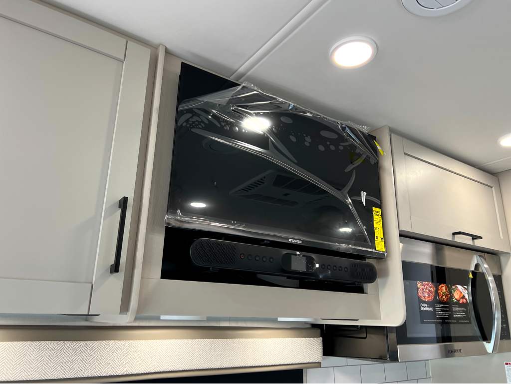 2027 JAYCO GREYHAWK 29MV - Image 12