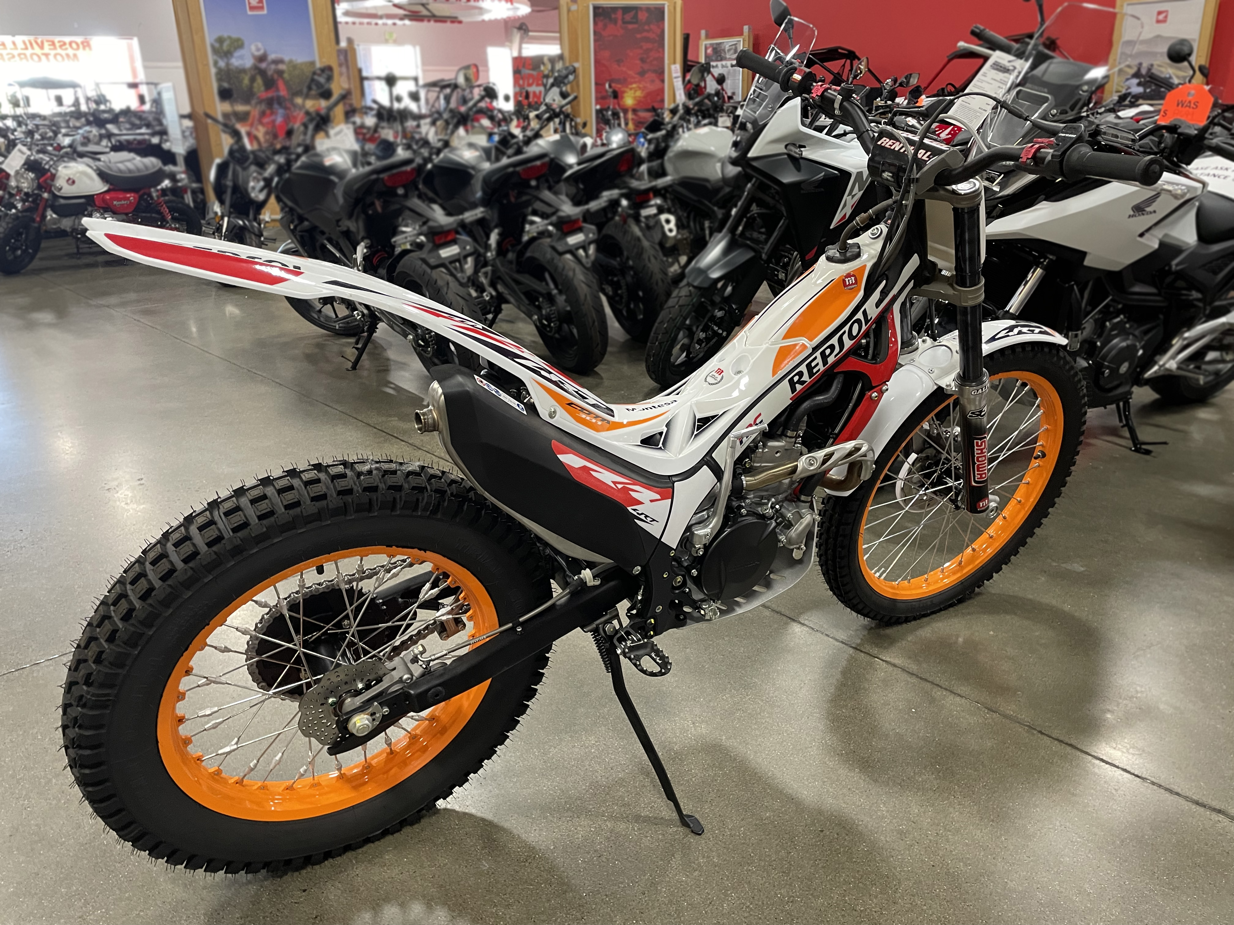 2024 Honda Montesa Cota 4RT 301RR - Image 3
