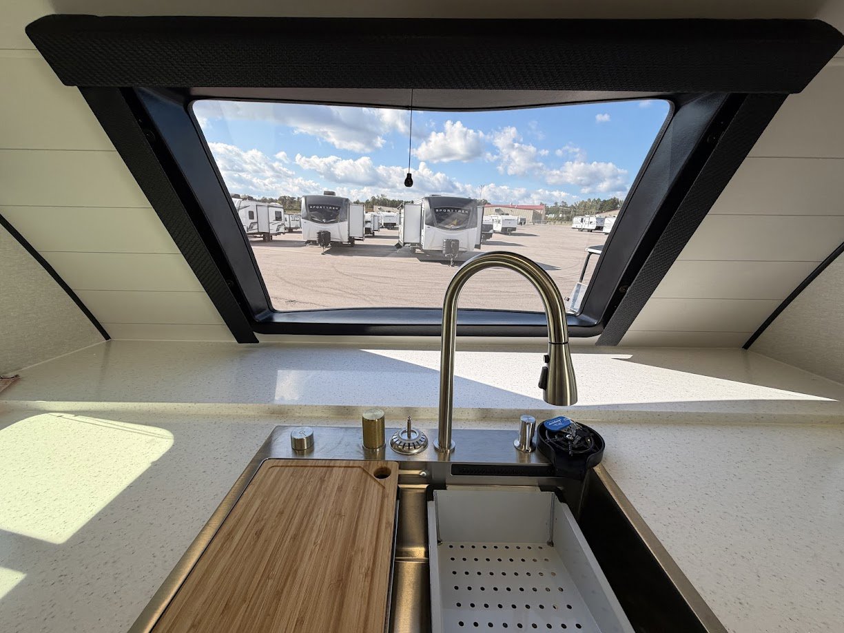 2026 JAYCO JAY FEATHER 24FK - Image 10