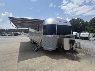 2026 AIRSTREAM GLOBETROTTER 30RBQ - Image 1