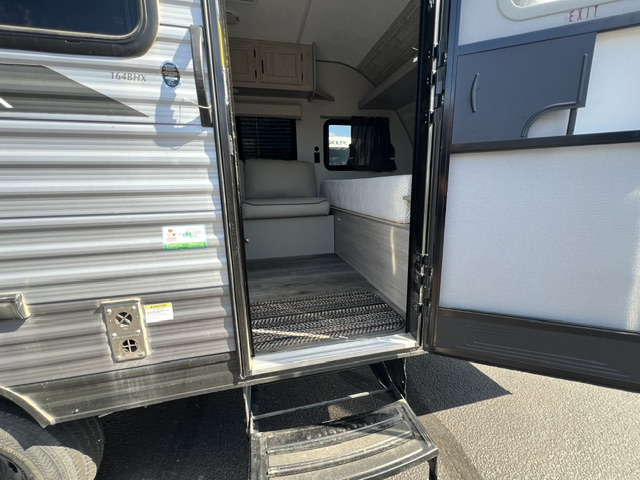 2024 Coachmen Catalina Summit Series 7 164BHX - Image 10