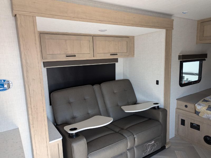 2026 Ember RV E-Series 18RBE - Image 5