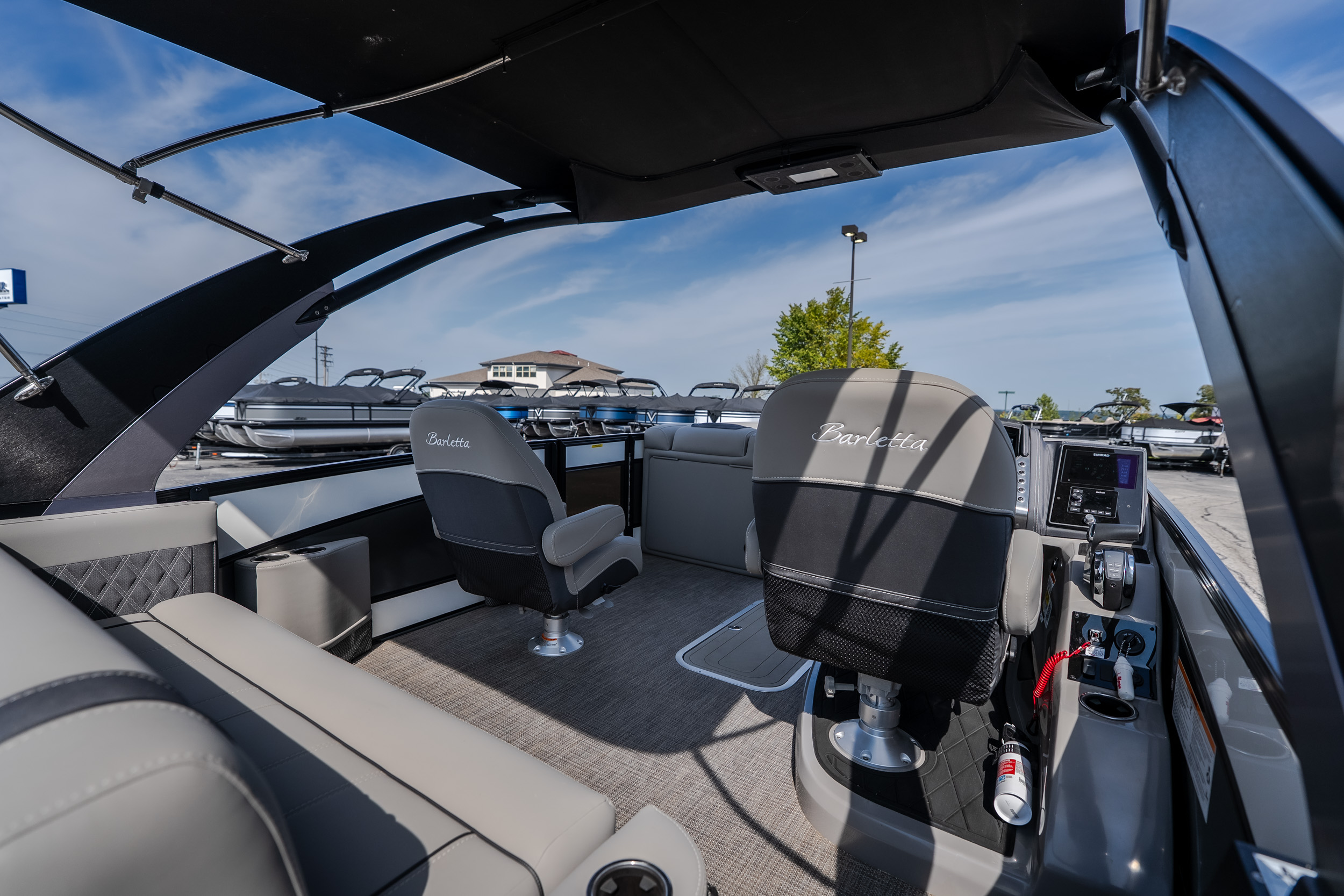 2023 Barletta Lusso 25UCA - Image 23