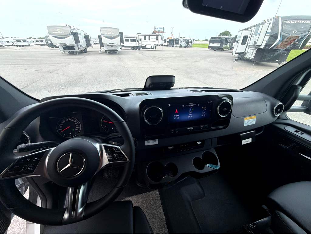 2027 JAYCO MELBOURNE PRESTIGE 25LP - Image 16