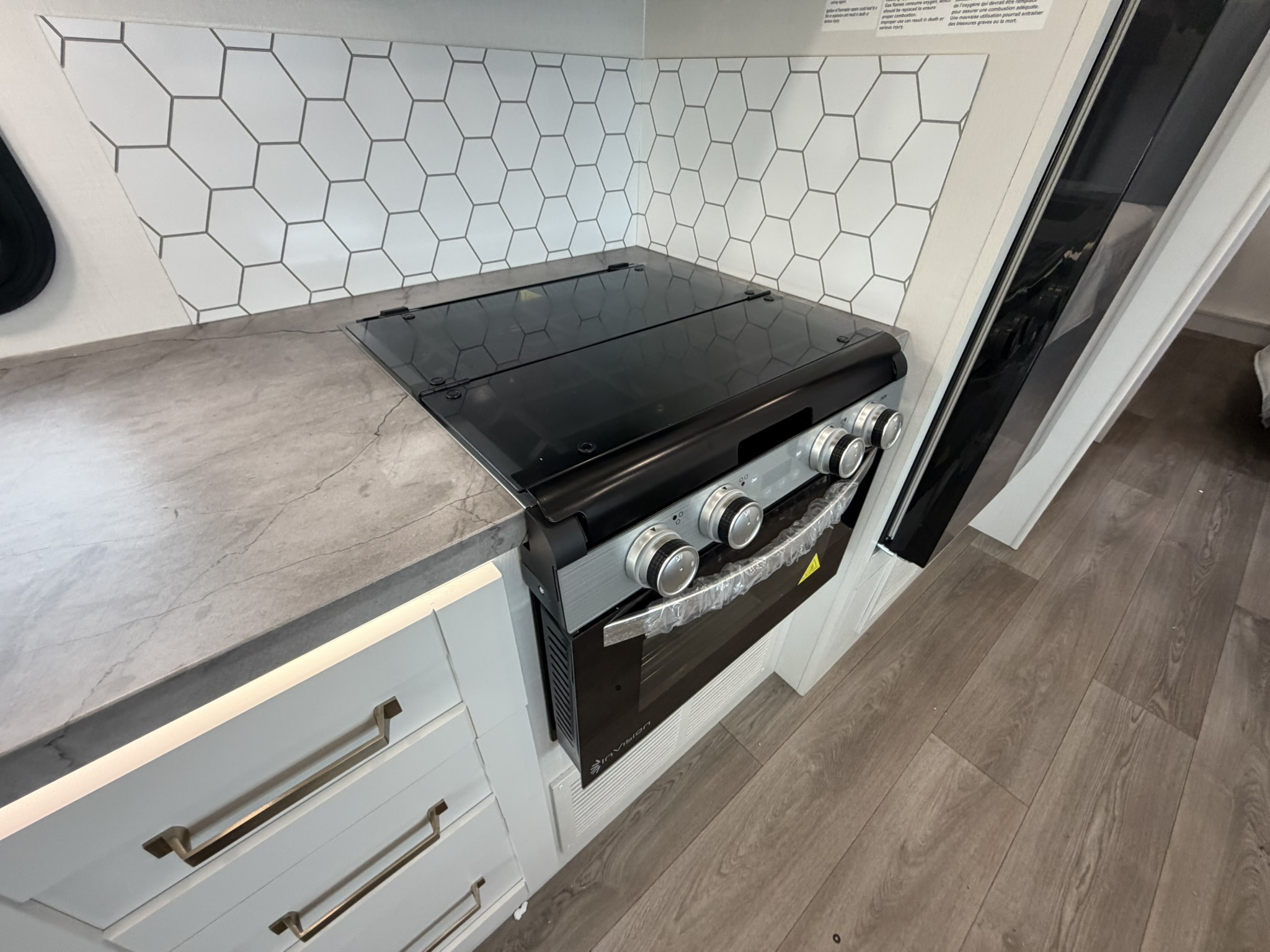 2027 JAYCO GREYHAWK 29MV - Image 31