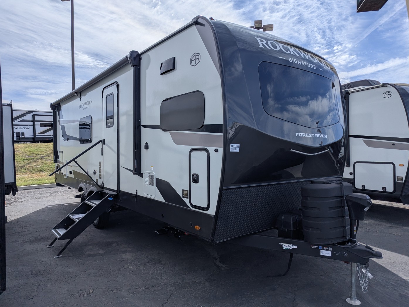 2026 Forest River Rockwood Signature 8263MBR - Image 1