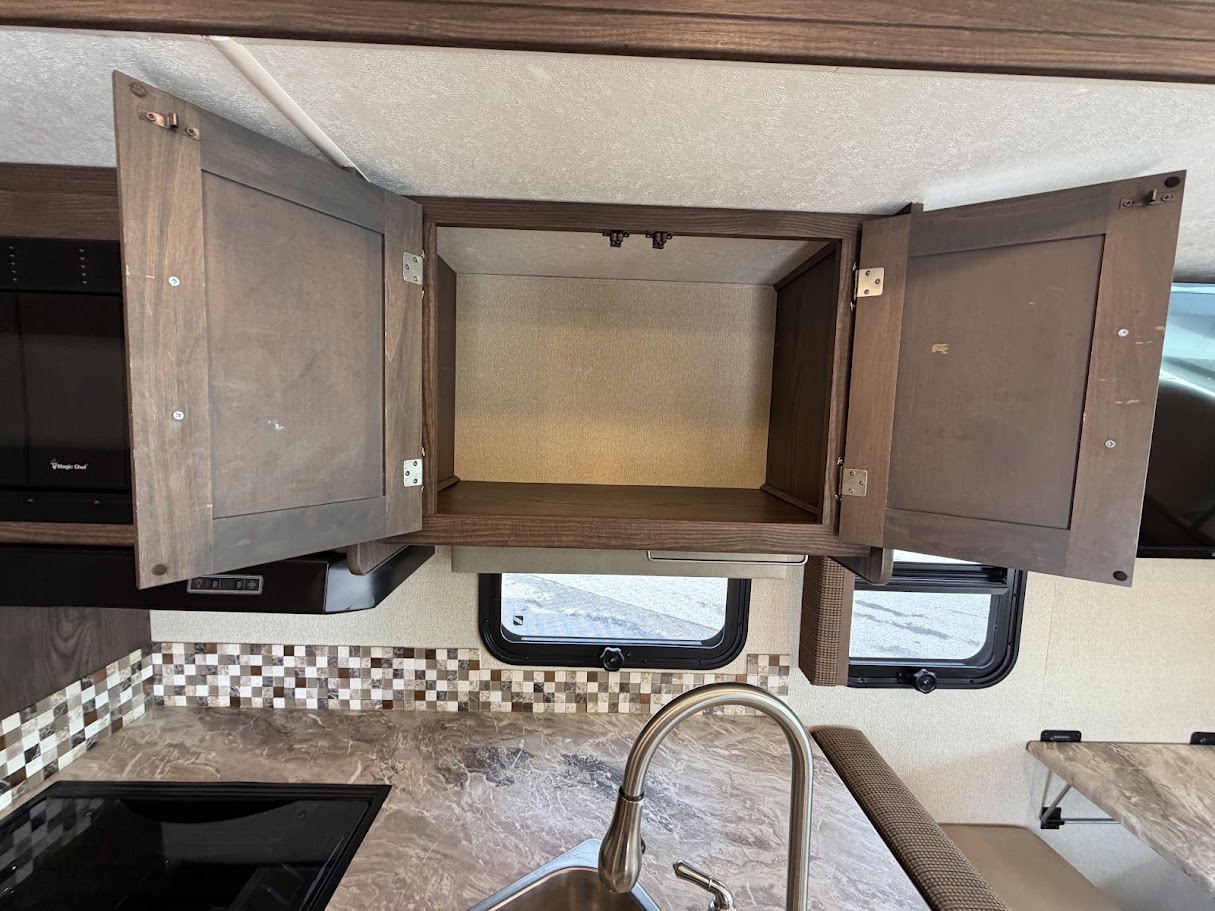 2019 COACHMEN PURSUIT 31BH - Image 26