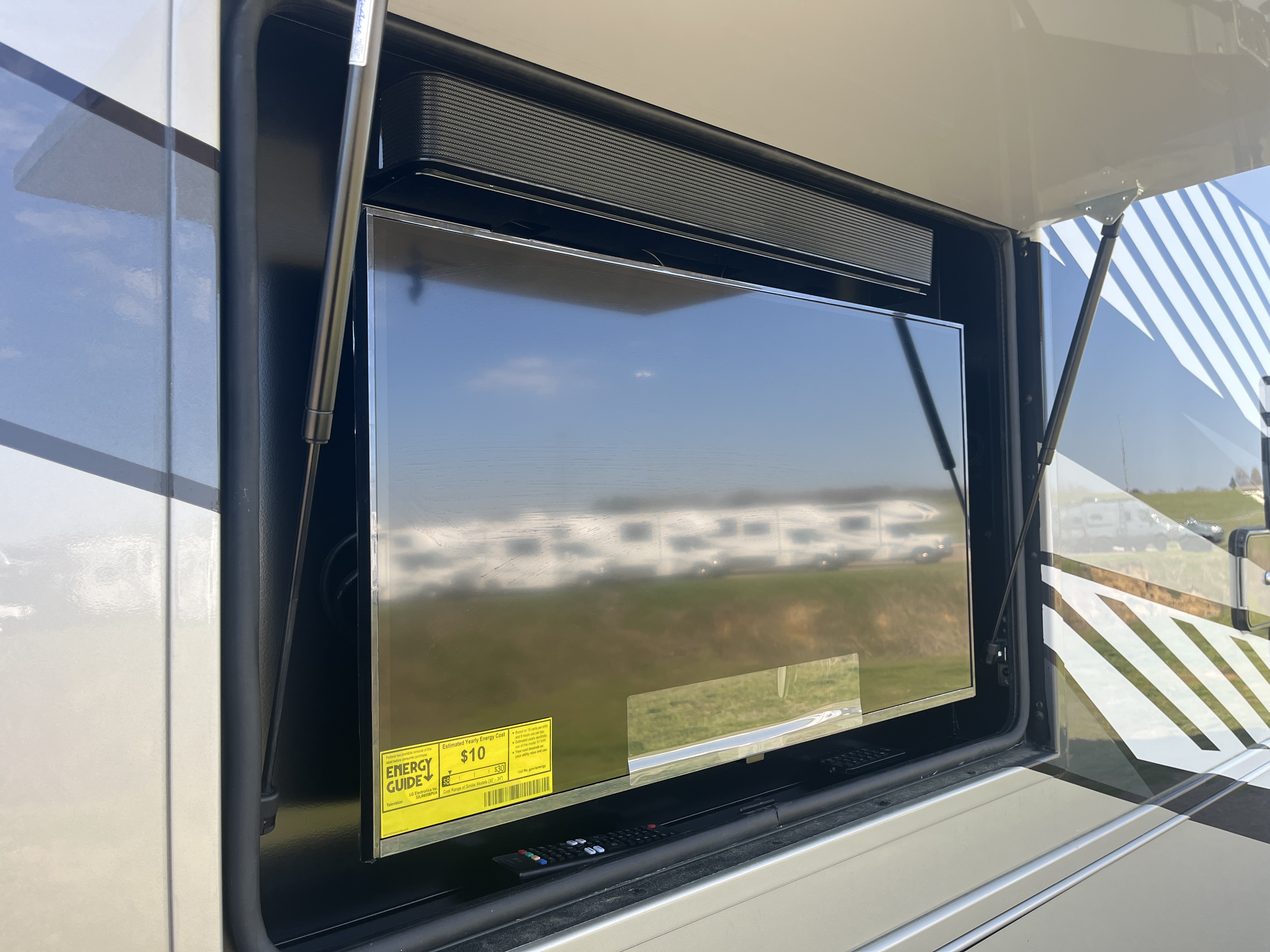 2026 TIFFIN ALLEGRO 29 NA - Image 8
