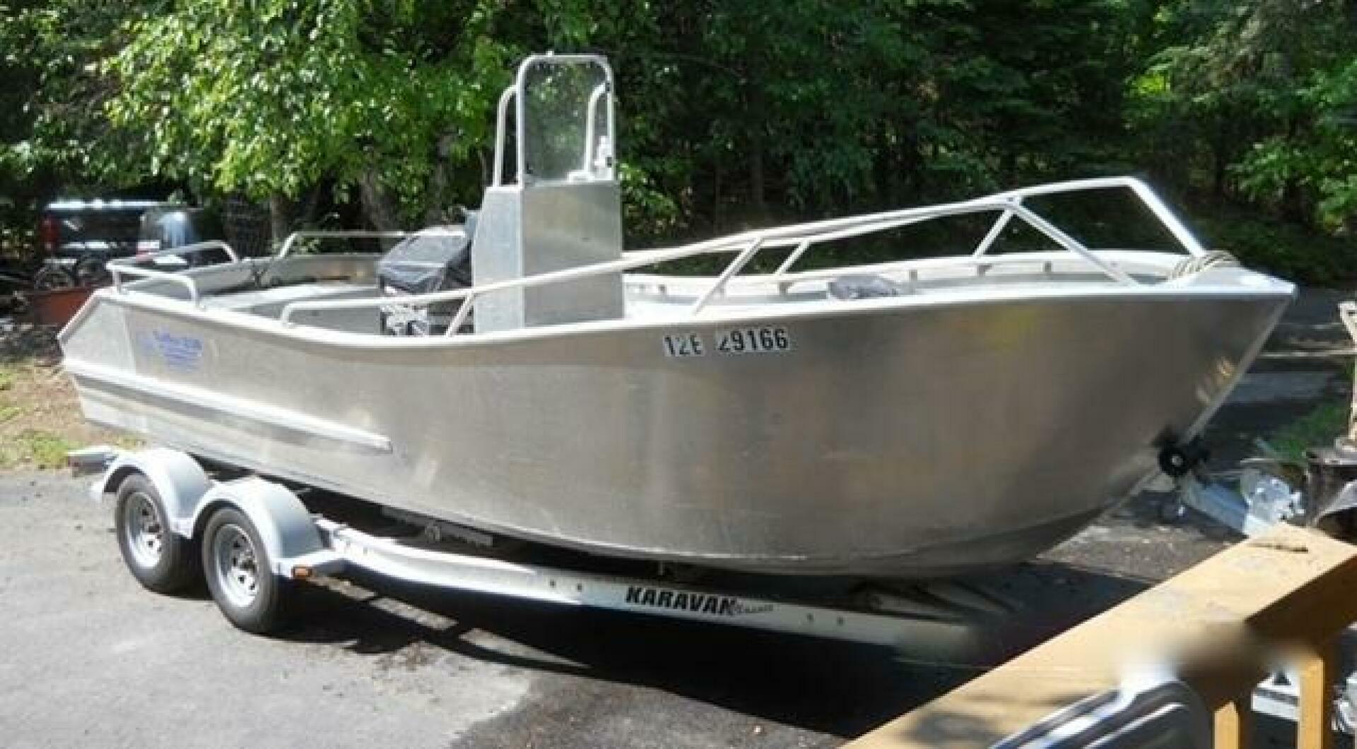 2005 CUSTOM Tuffer 230 Base - Image 3