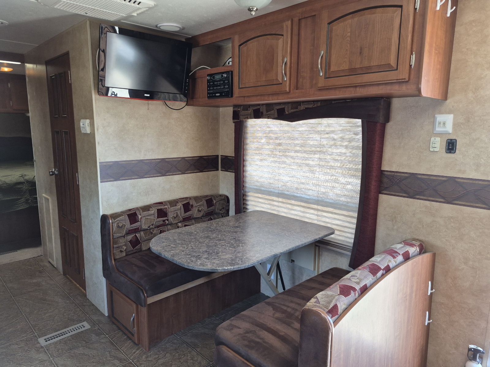 2011 Jayco Jay Flight G2 25 RKS - Image 5