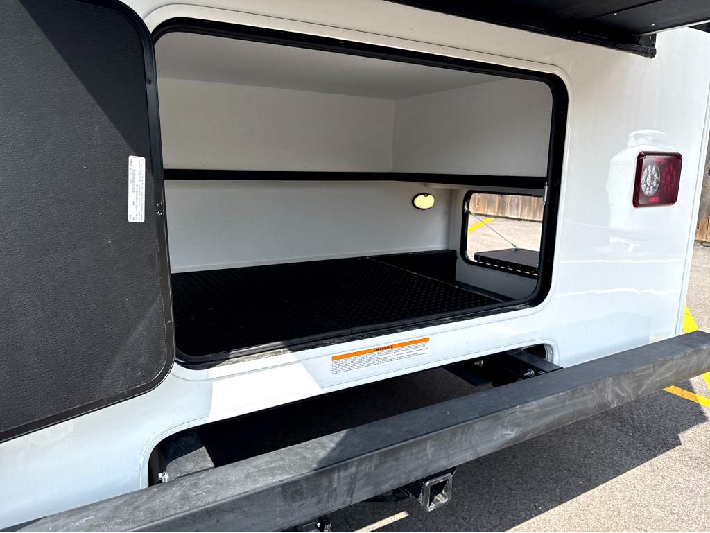 2027 JAYCO GREYHAWK 30Z - Image 5