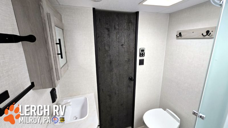 2024 KZ RV Sportsmen 303RL - Image 31