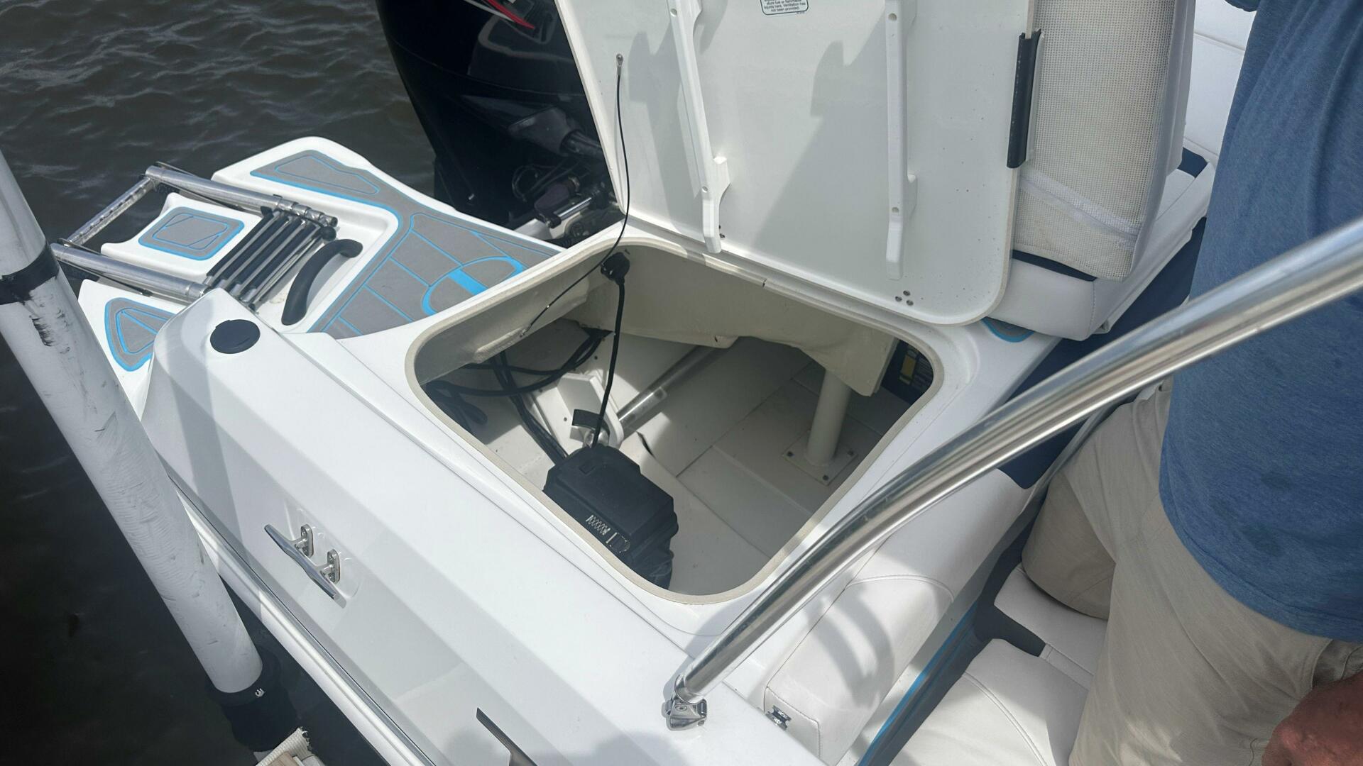 2023 Tahoe 185S Base - Image 9