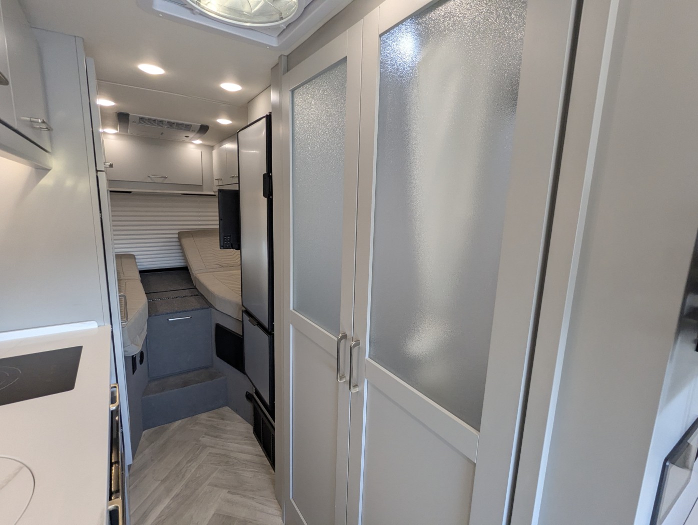 2025 Coachmen Galleria Li3 24A - Image 21