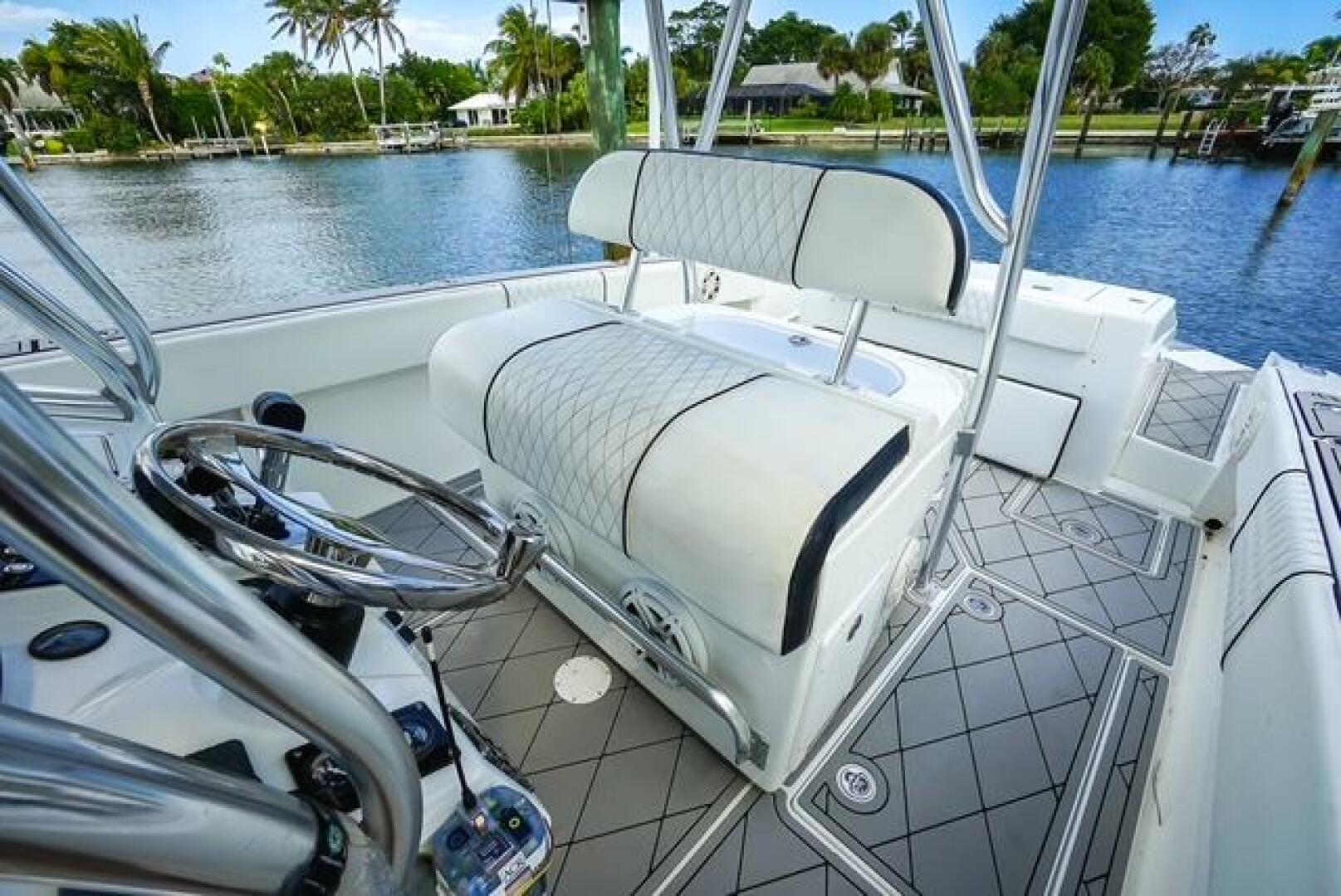 2007 Spectre 37 Center Console - Image 20