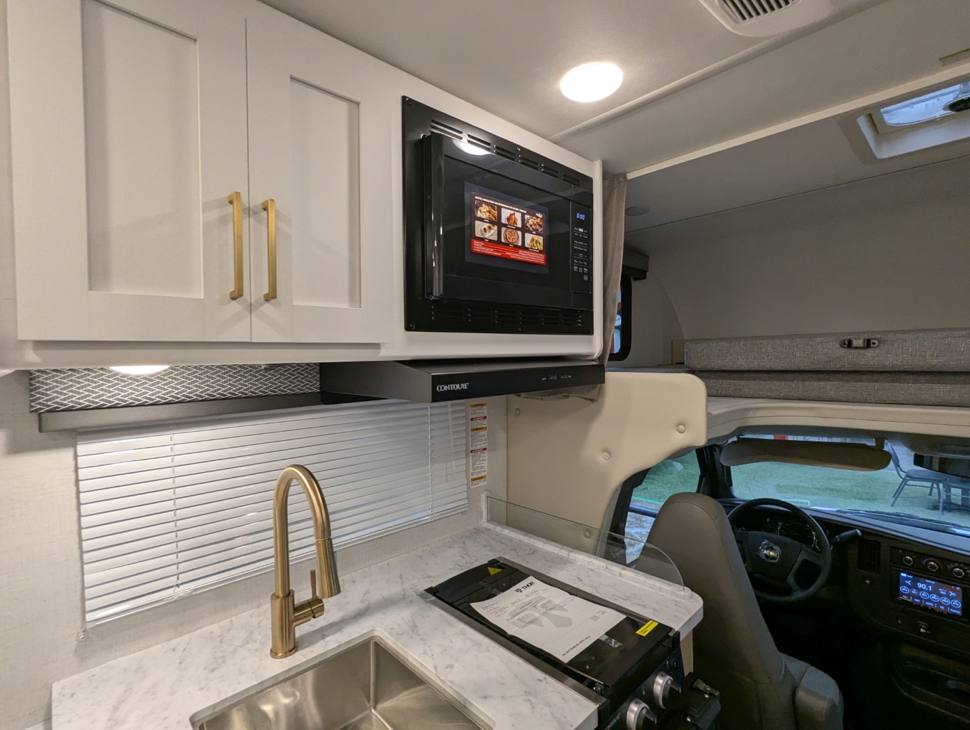 2026 Thor Motor Coach Four Winds 19X - Image 25