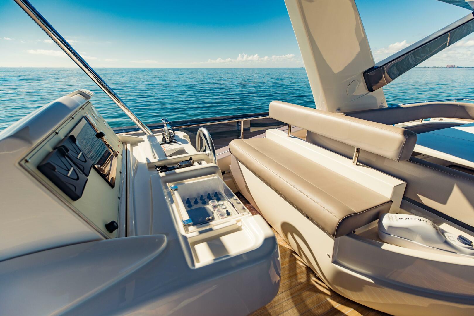 2017 Ferretti Yachts 750 - Image 41