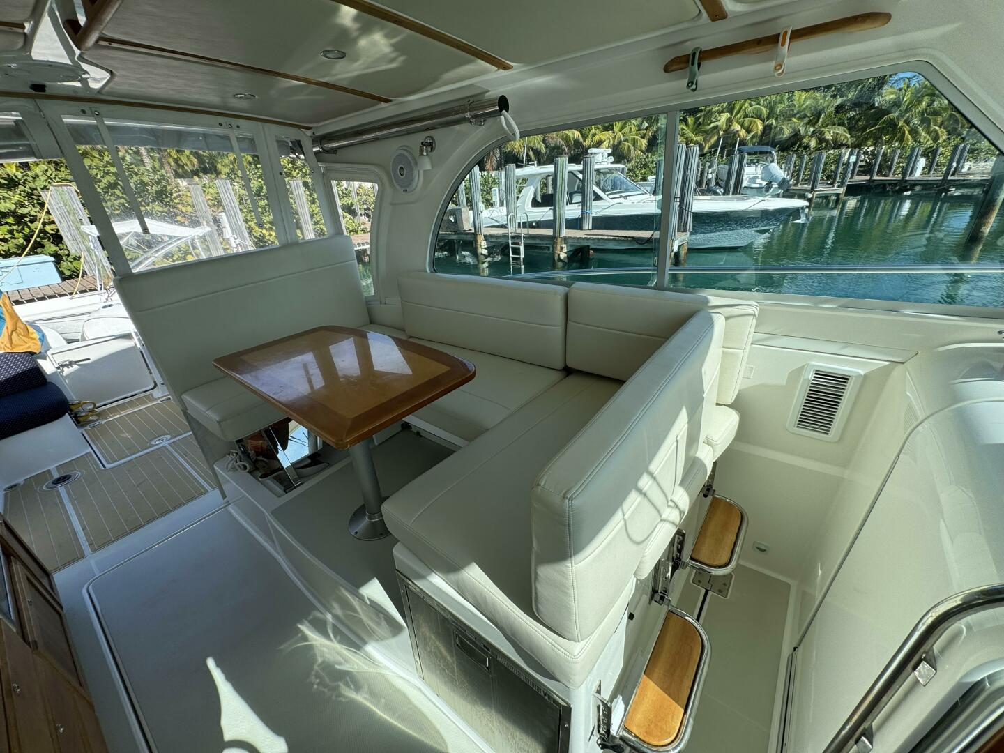 2020 Back Cove 34O - Image 18