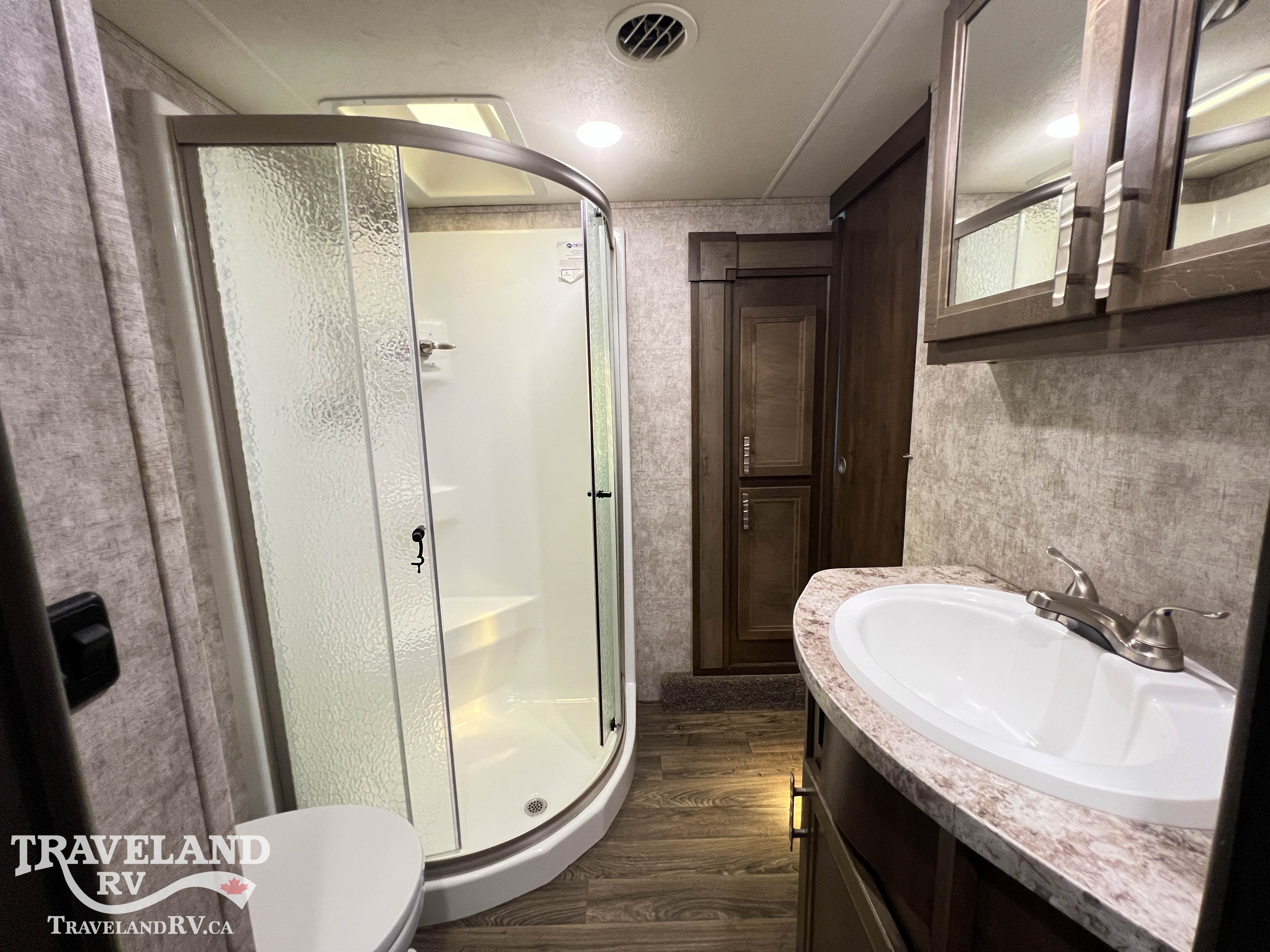 2019 Highland Ridge Highlander HF350H - Image 18