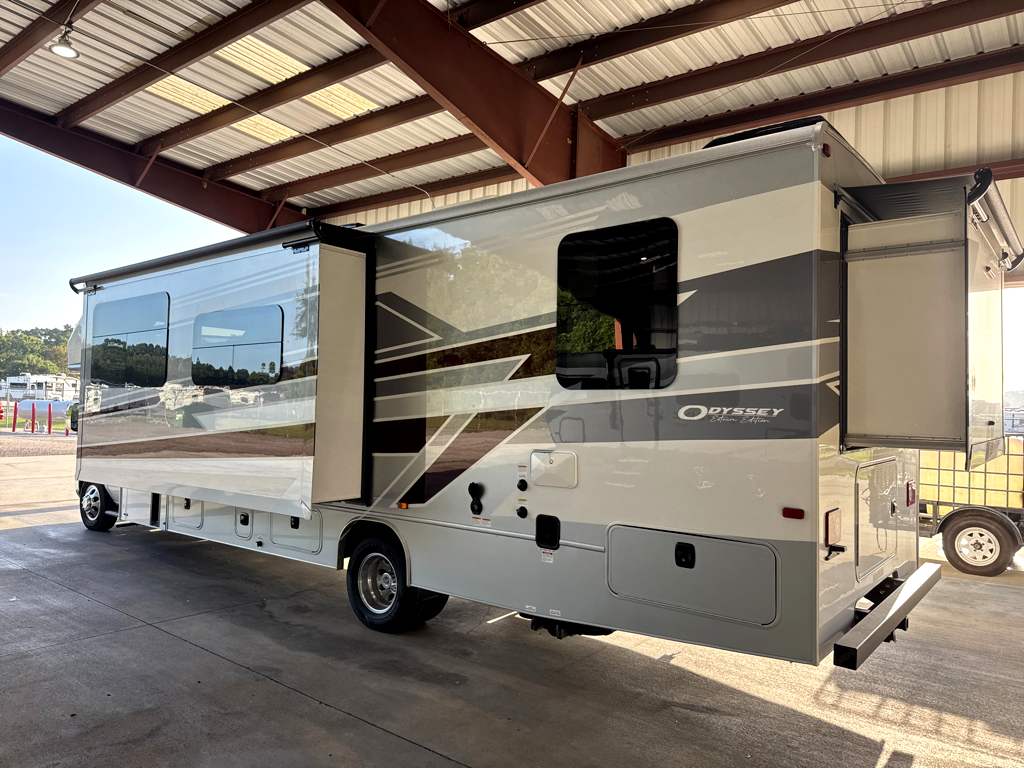 2027 ENTEGRA COACH ODYSSEY 30Z - Image 5