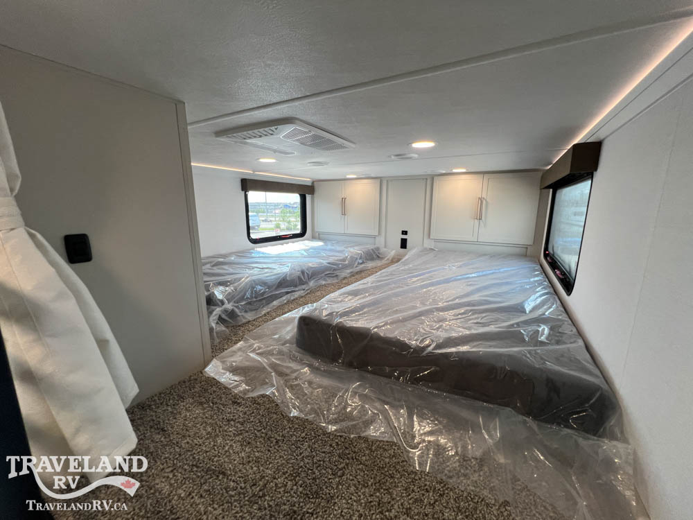 2027 Alliance RV Benchmark 42LFT - Image 37