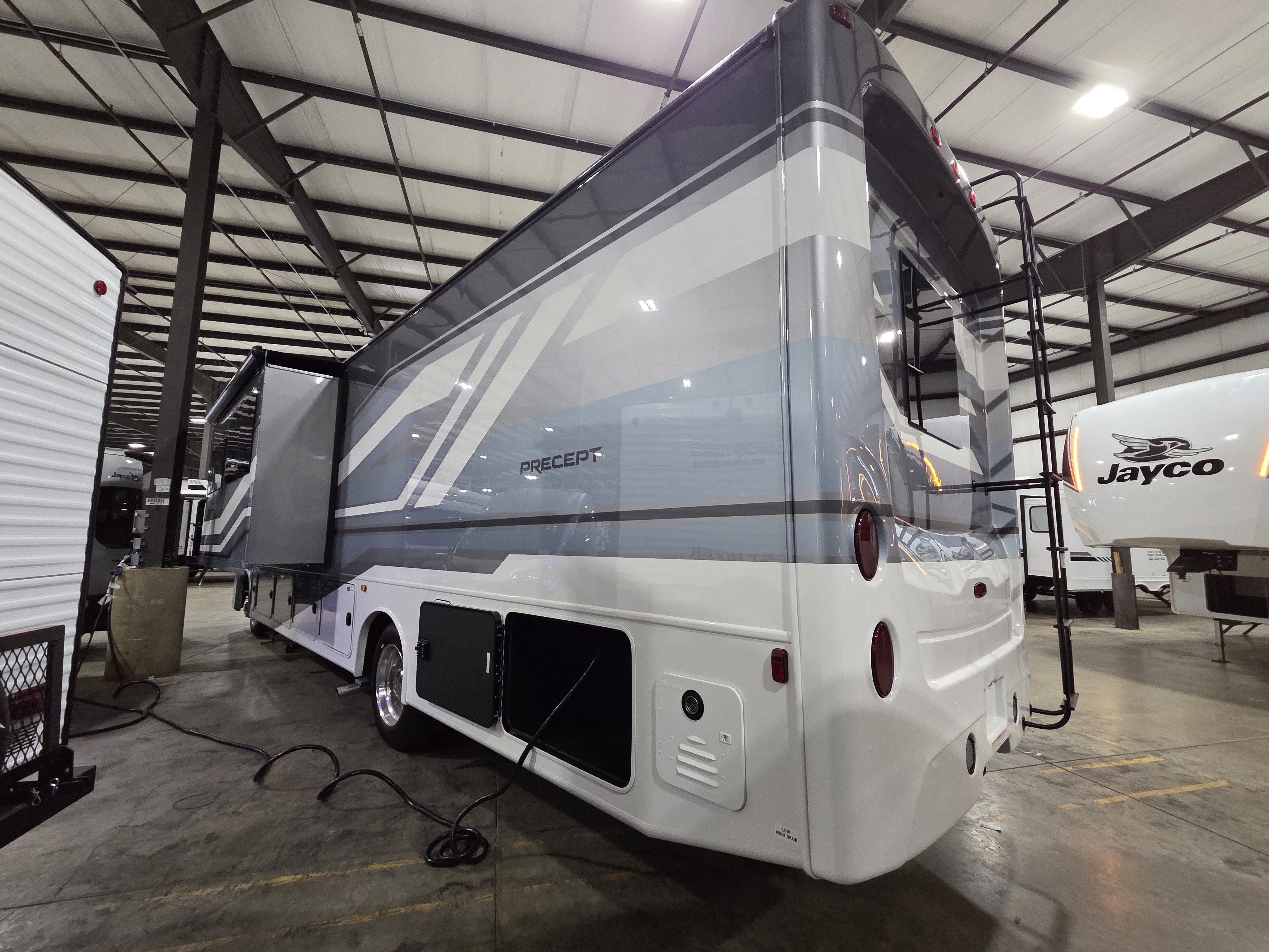 2027 Jayco Precept 34G - Image 3