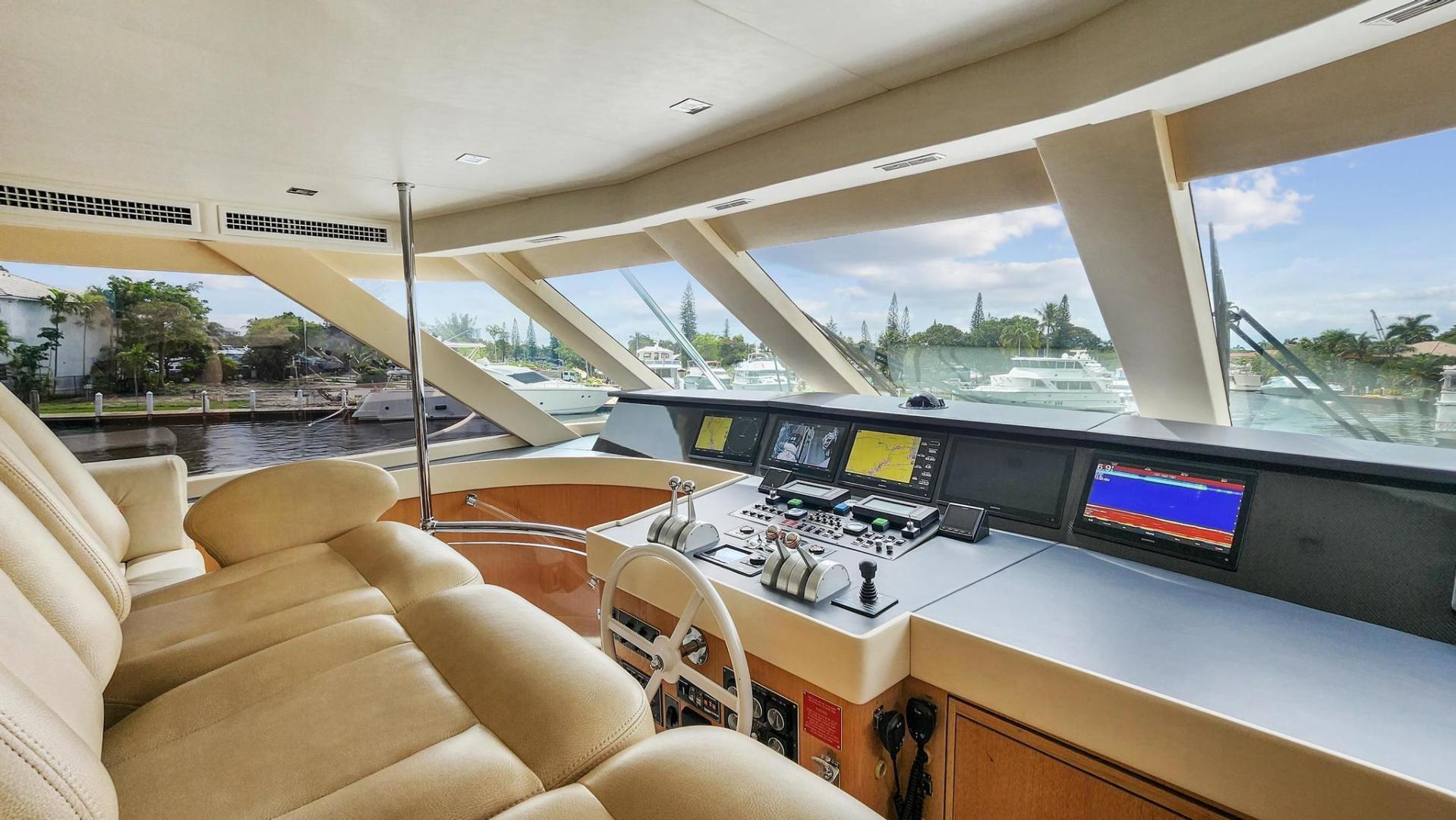 1998 Hatteras 82 Convertible - Image 24