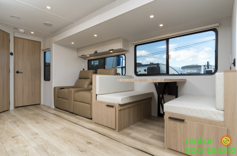 2026 Winnebago Thrive 26FKD - Image 15