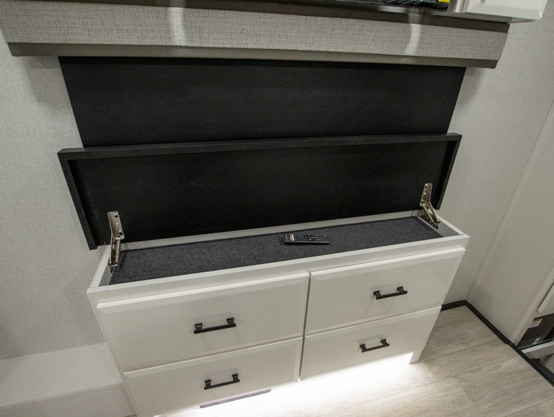 2026 Jayco Pinnacle 38FBRK - Image 27