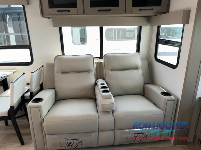 2026 GRAND DESIGN 337RLS - Image 11