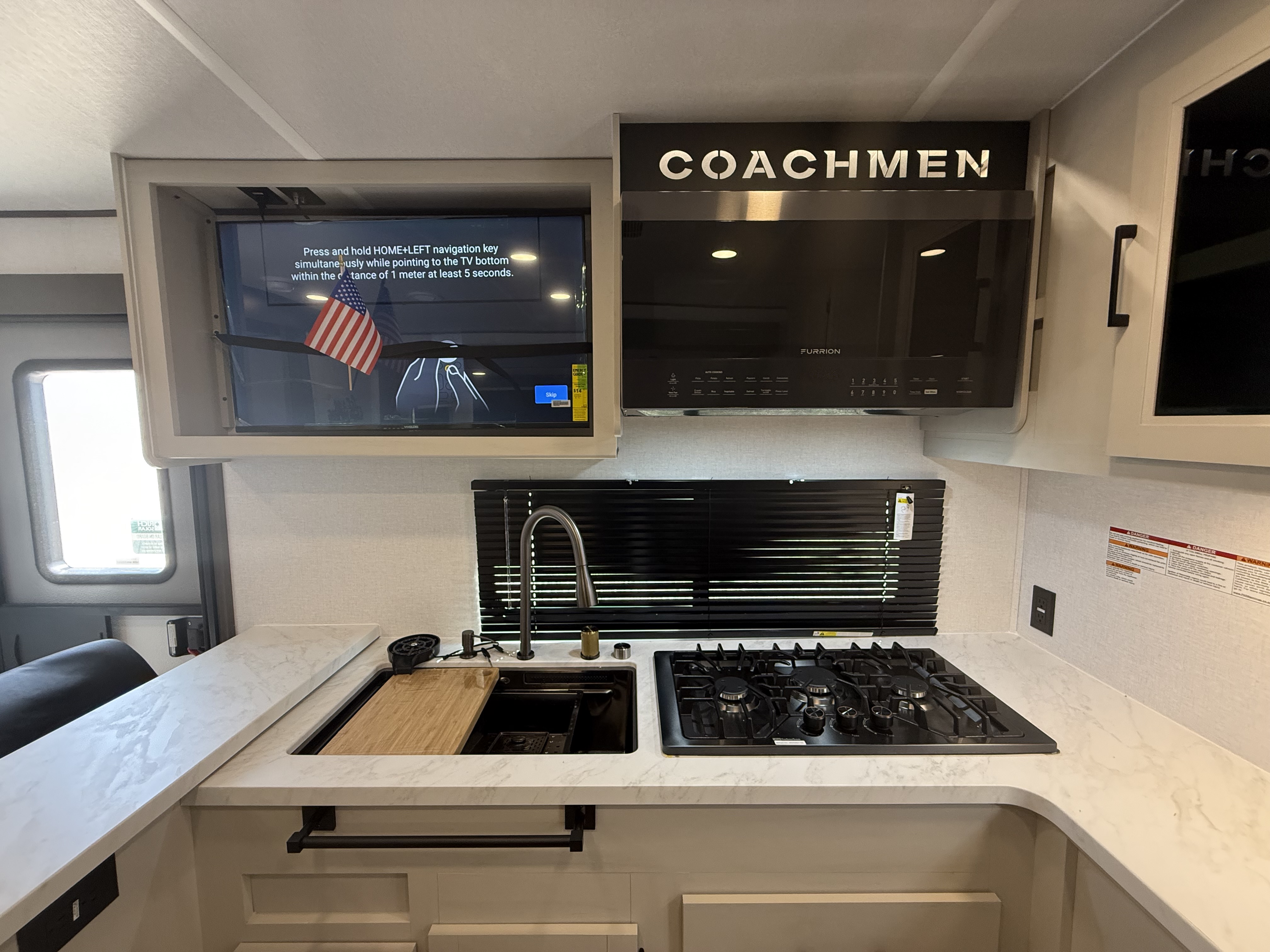 2027 Coachmen American Spirit 2353RB - Image 12