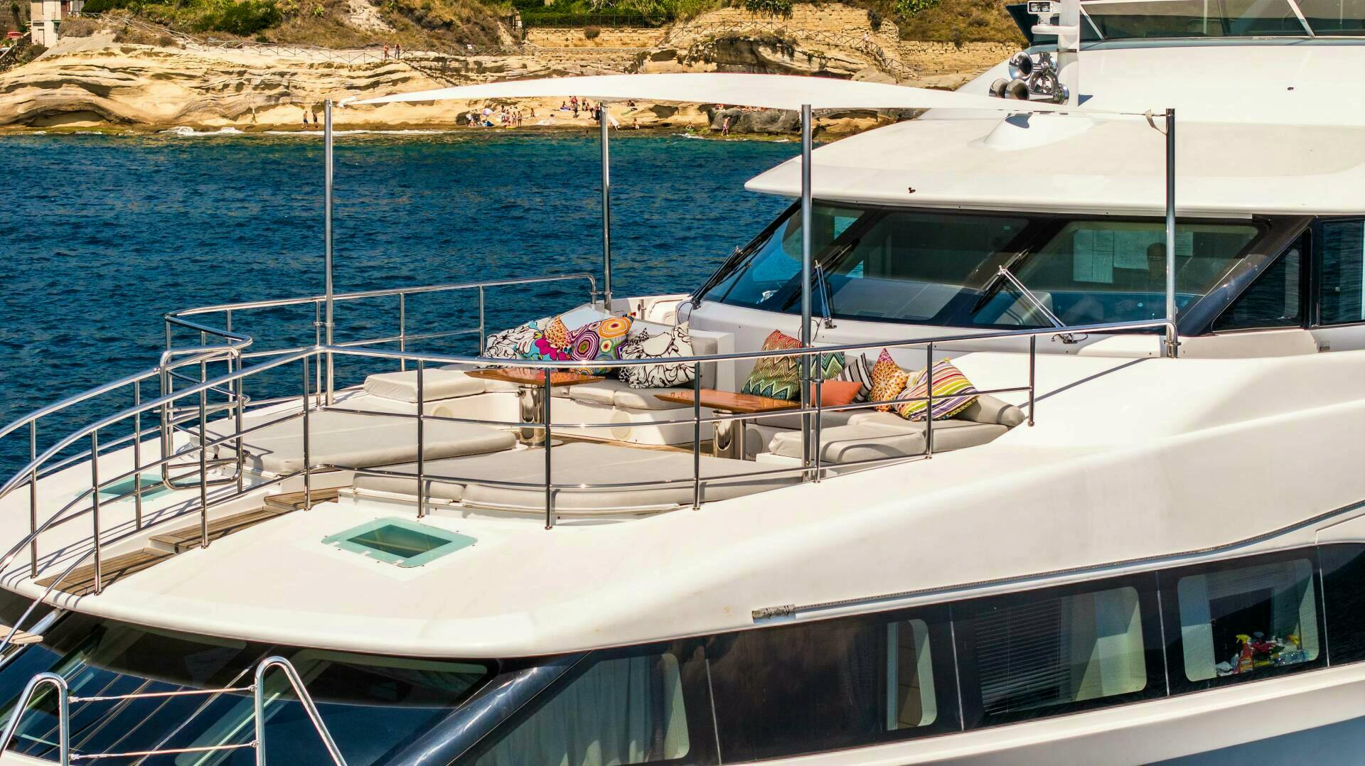 2015 Benetti Benetti Classic 121 - Image 13