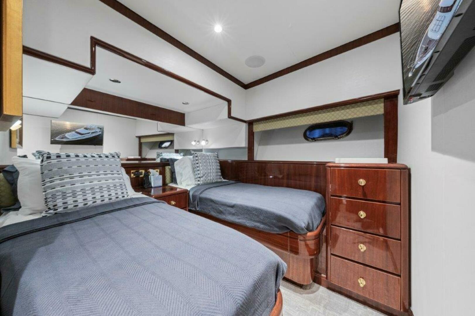 2006 Cheoy Lee Motoryacht - Image 22