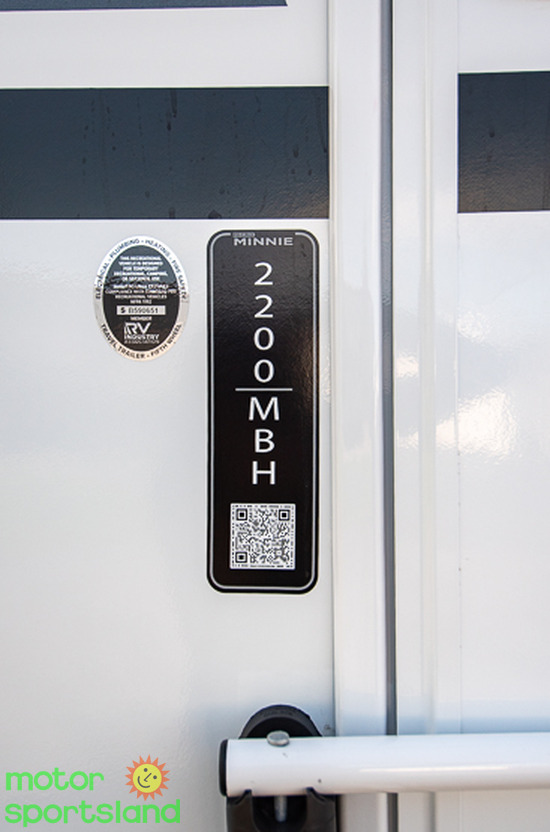 2027 Winnebago Micro Minnie 2200MBH - Image 12