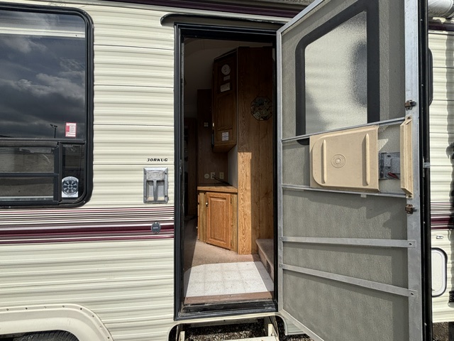 1993 NU-WA HITCHIKER  II 32RKUG - Image 9