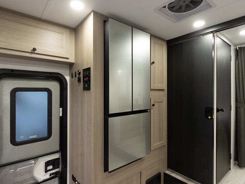 2025 Forest River Sunseeker 3050S - Image 19