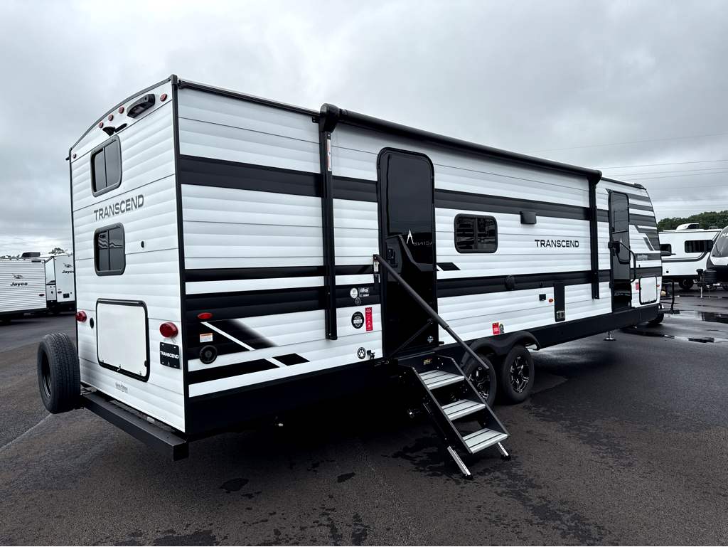 2026 GRAND DESIGN TRANSCEND 265BHT - Image 4