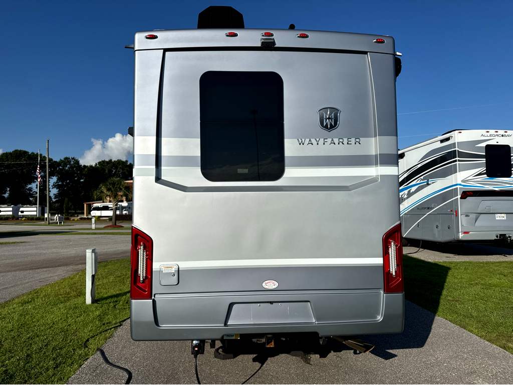 2024 TIFFIN WAYFARER 25JW - Image 6