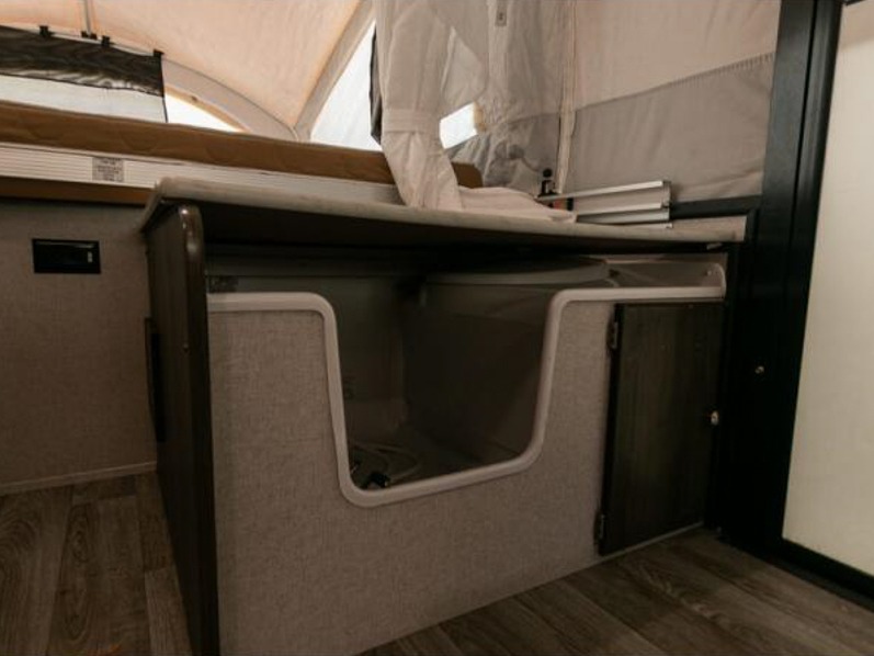 2020 Coachmen Clipper Classic 1285 SST - Image 11
