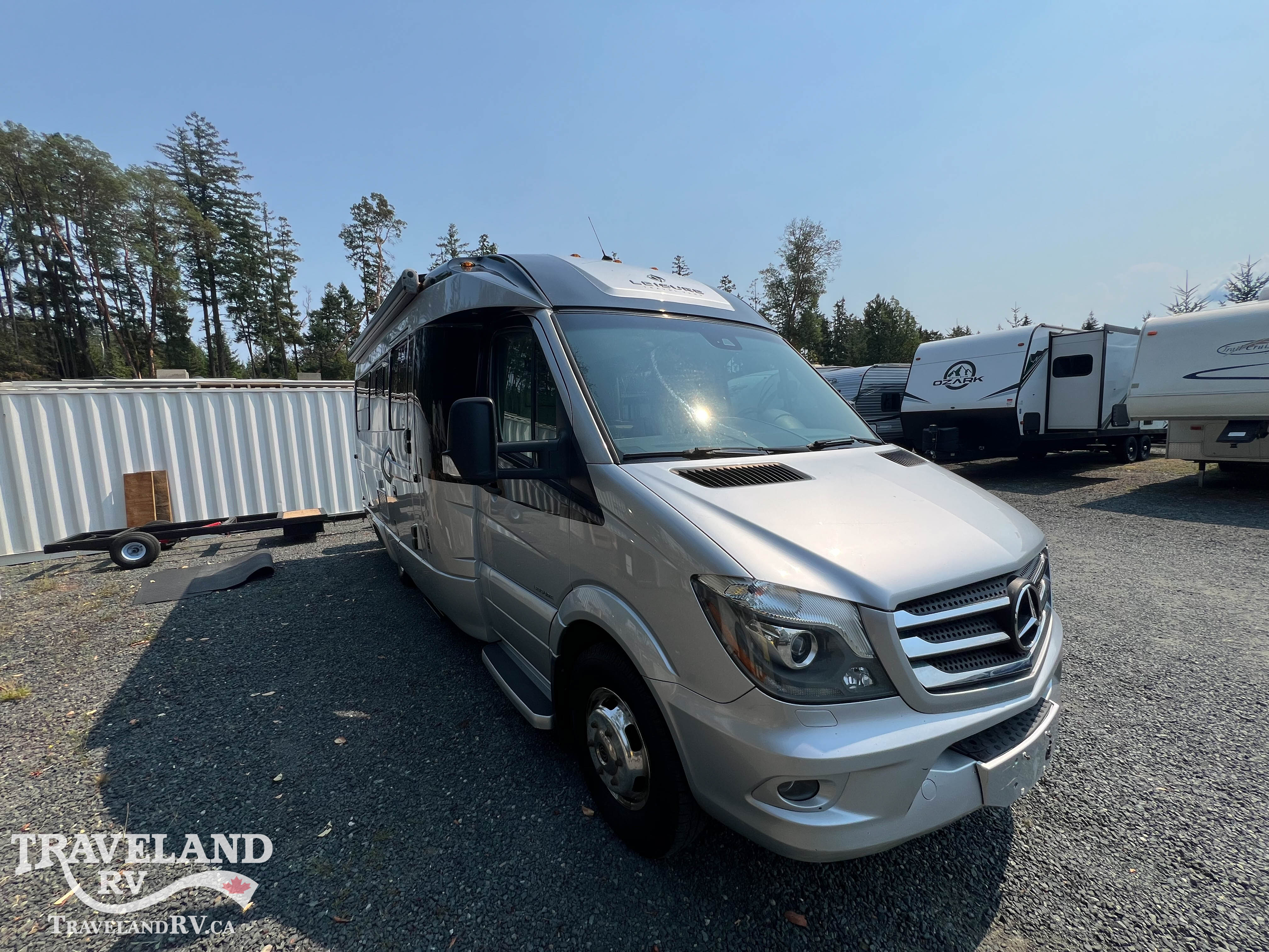 2018 Leisure Travel Serenity S24CB - Image 1