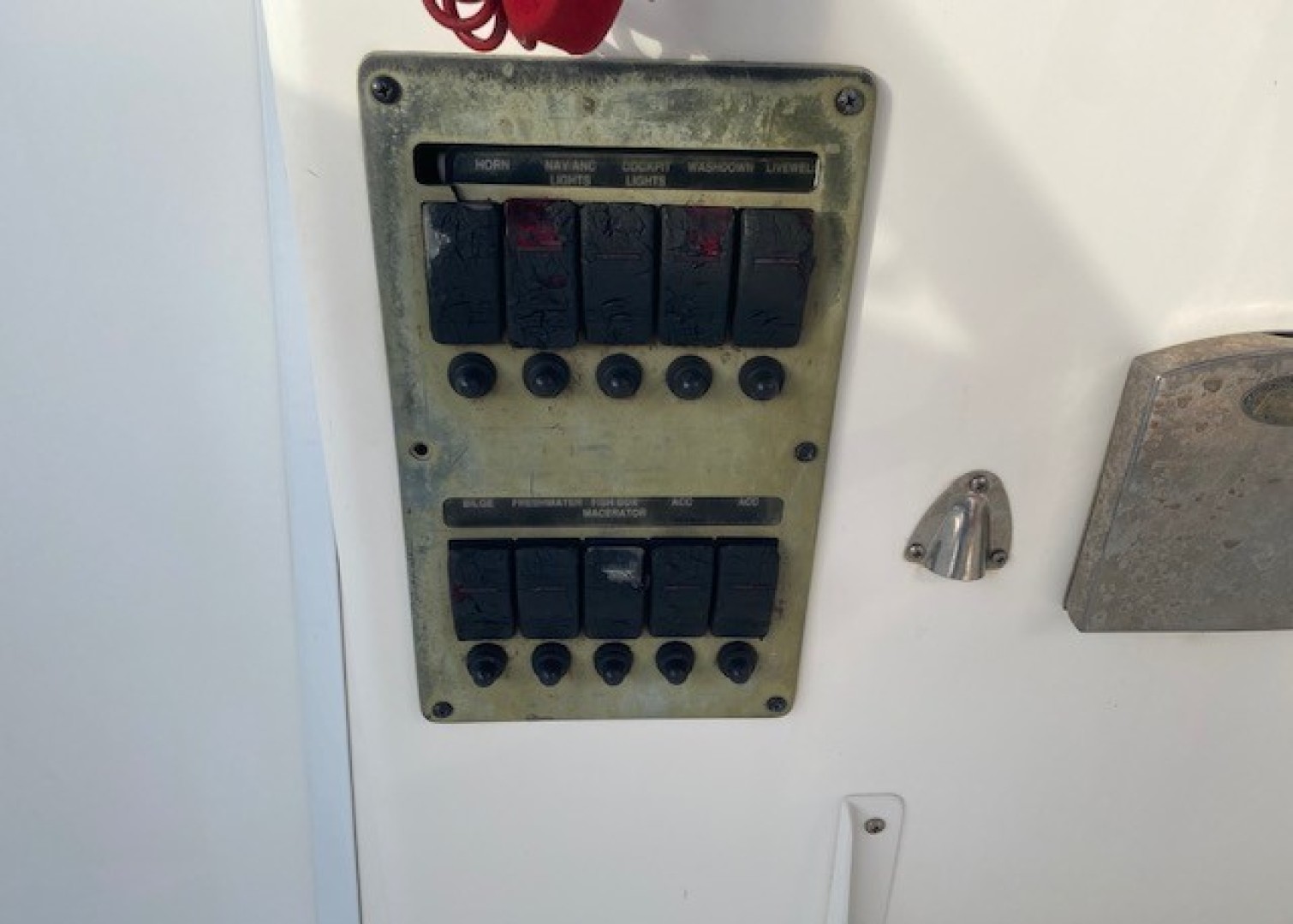 2001 Century 2300 Walkaround - Image 16