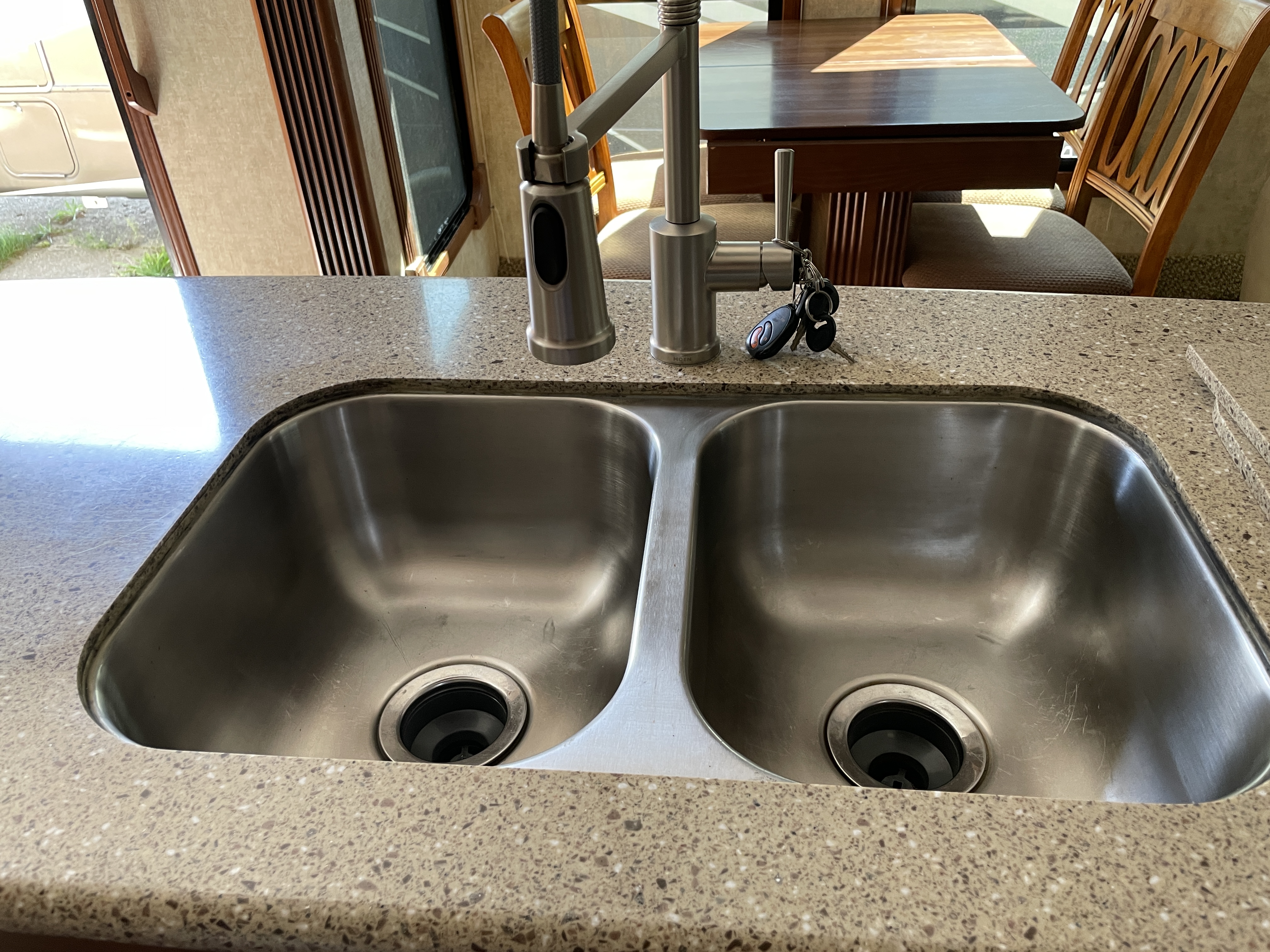 2016 Prime Time Sanibel 3601 Residential - Image 12