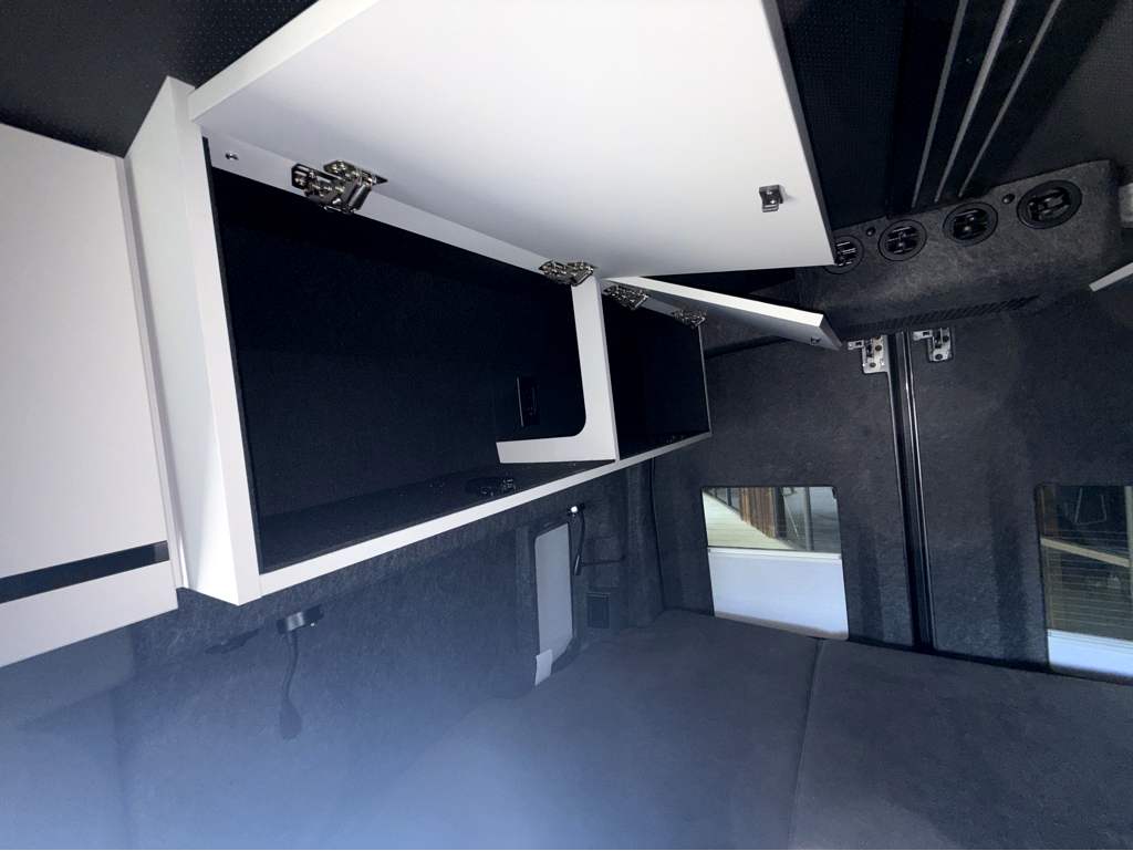 2026 GRAND DESIGN LINEAGE SERIESVT LVT1 - Image 33