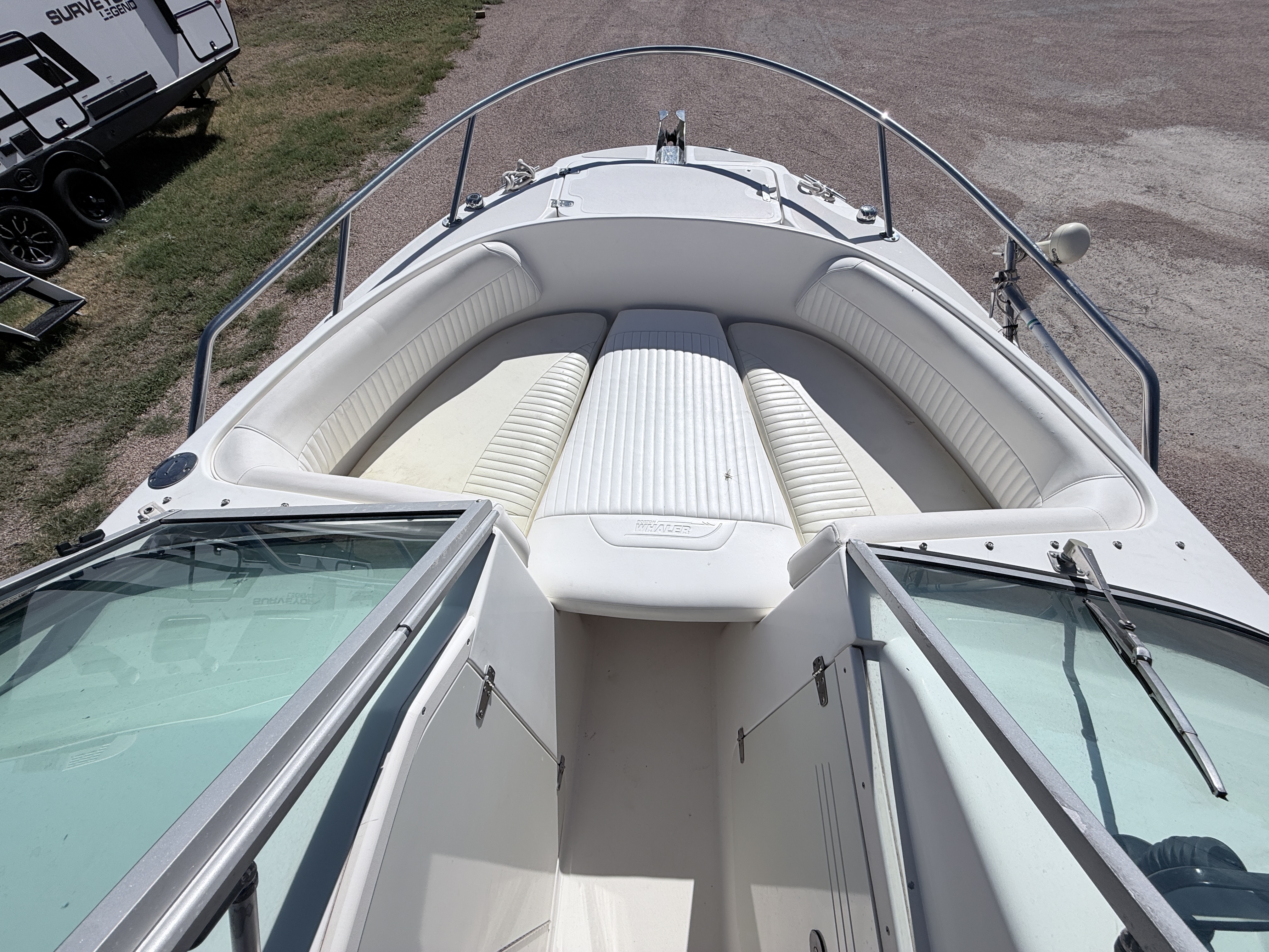 2003 BOSTON WHALER 210 VENTURA - Image 18