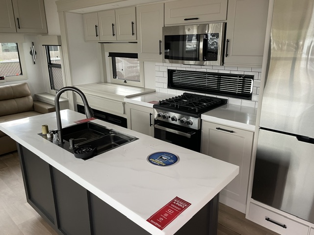 2026 Grand Design Solitude 310GK - Image 10